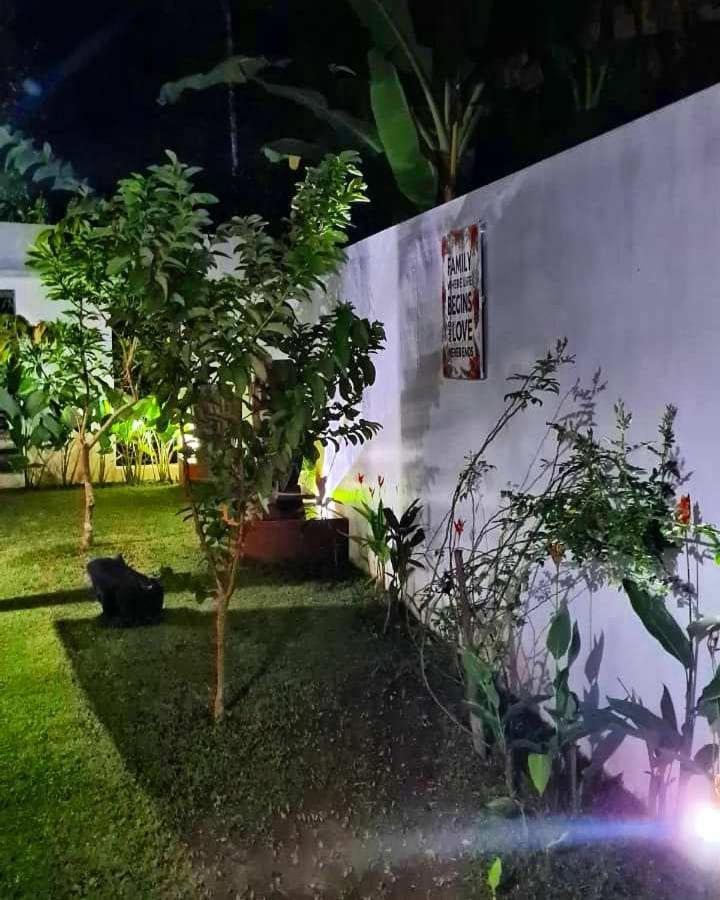 King'S Home Villa Bantul Exterior foto